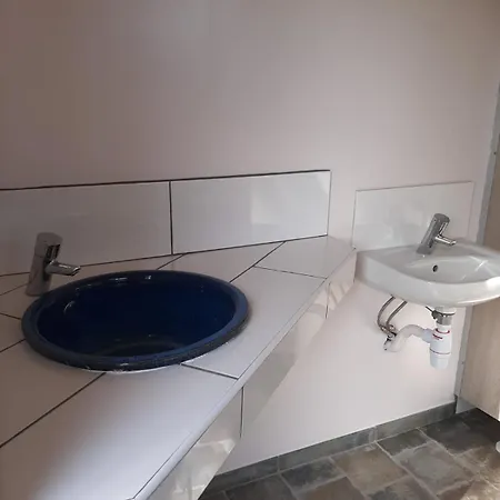 Sous Les Poiriers Domfront (Orne)